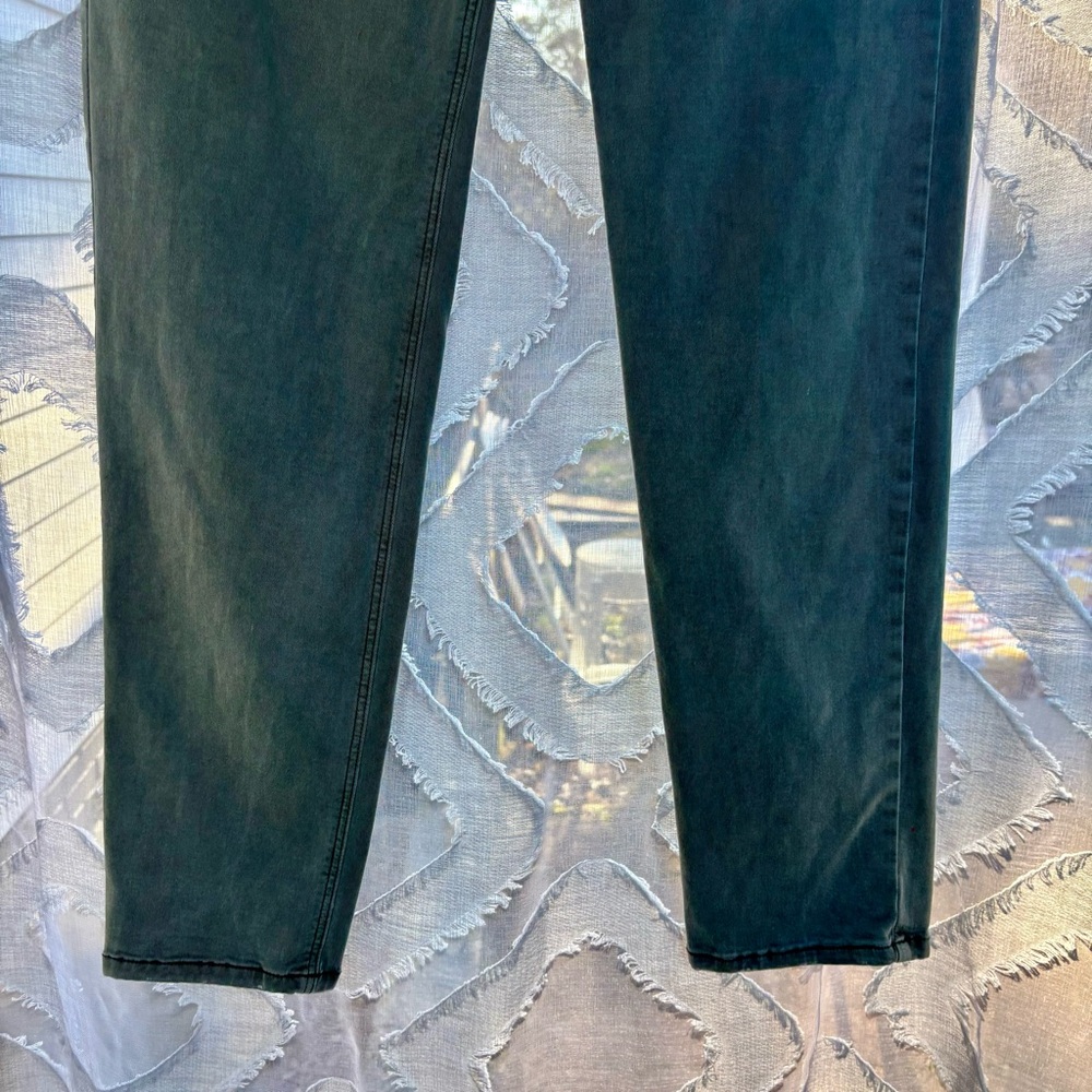 American Eagle Women's Super Stretch Olive Green Straight Leg Denim Jeans Size 4 - Picture 8 of 13